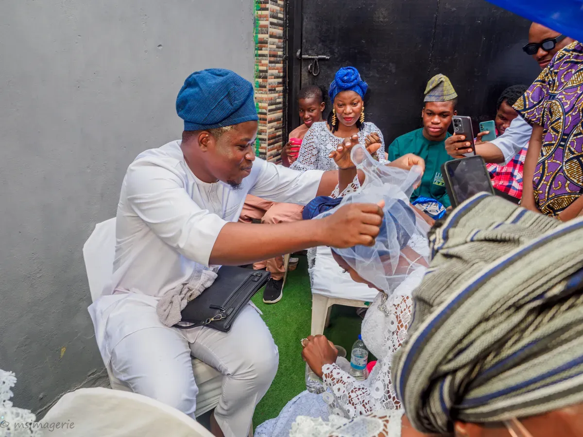 Adiya & Aderemi: An Intimate Introduction Ceremony — Photo 7