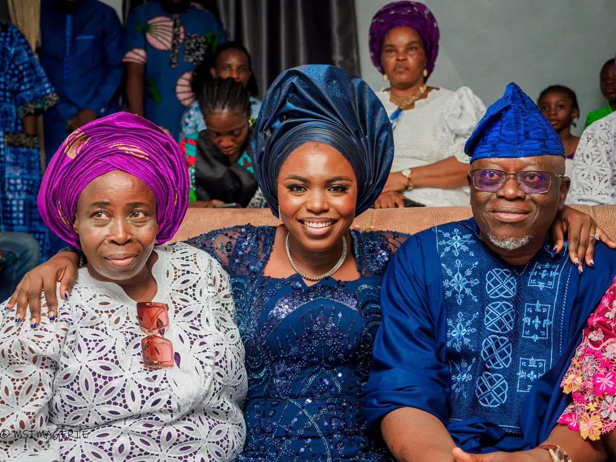 Olorunkemi & Emmanuel: An Intimate Introduction Ceremony — Photo 21