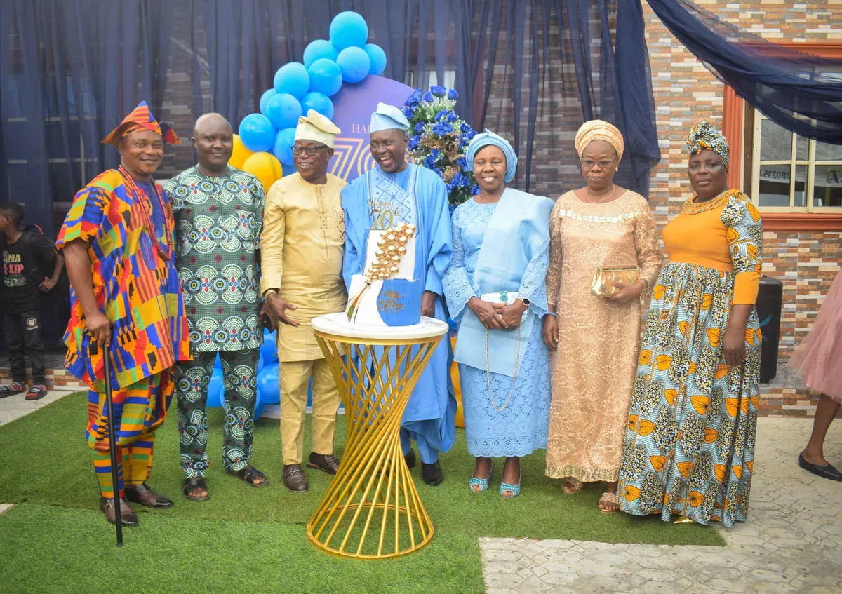 Sir Antony's Birthday Celebration — Photo 19