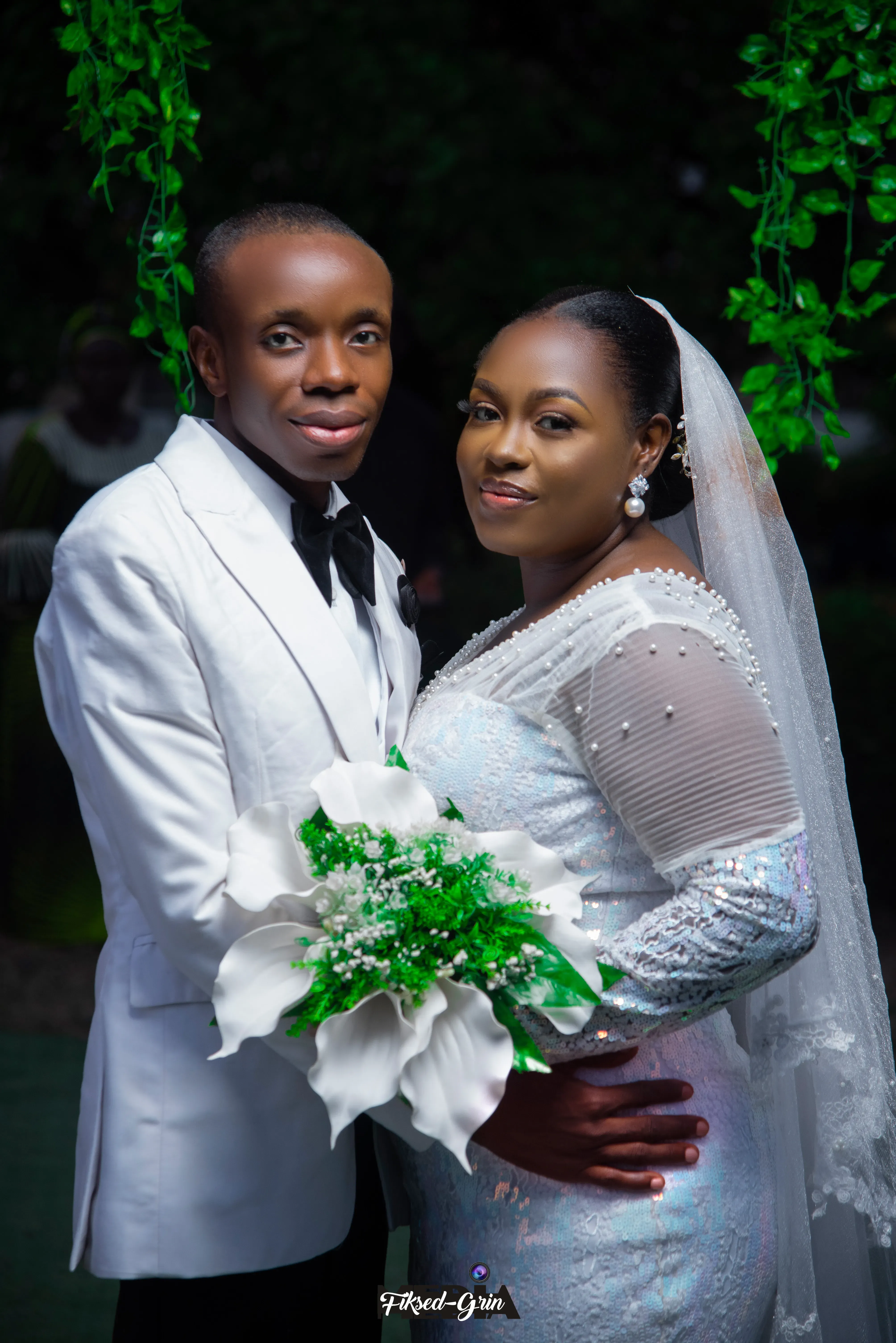 Vera Weds Destiny: A Romantic Pool-Side Wedding Celebration — Photo 1