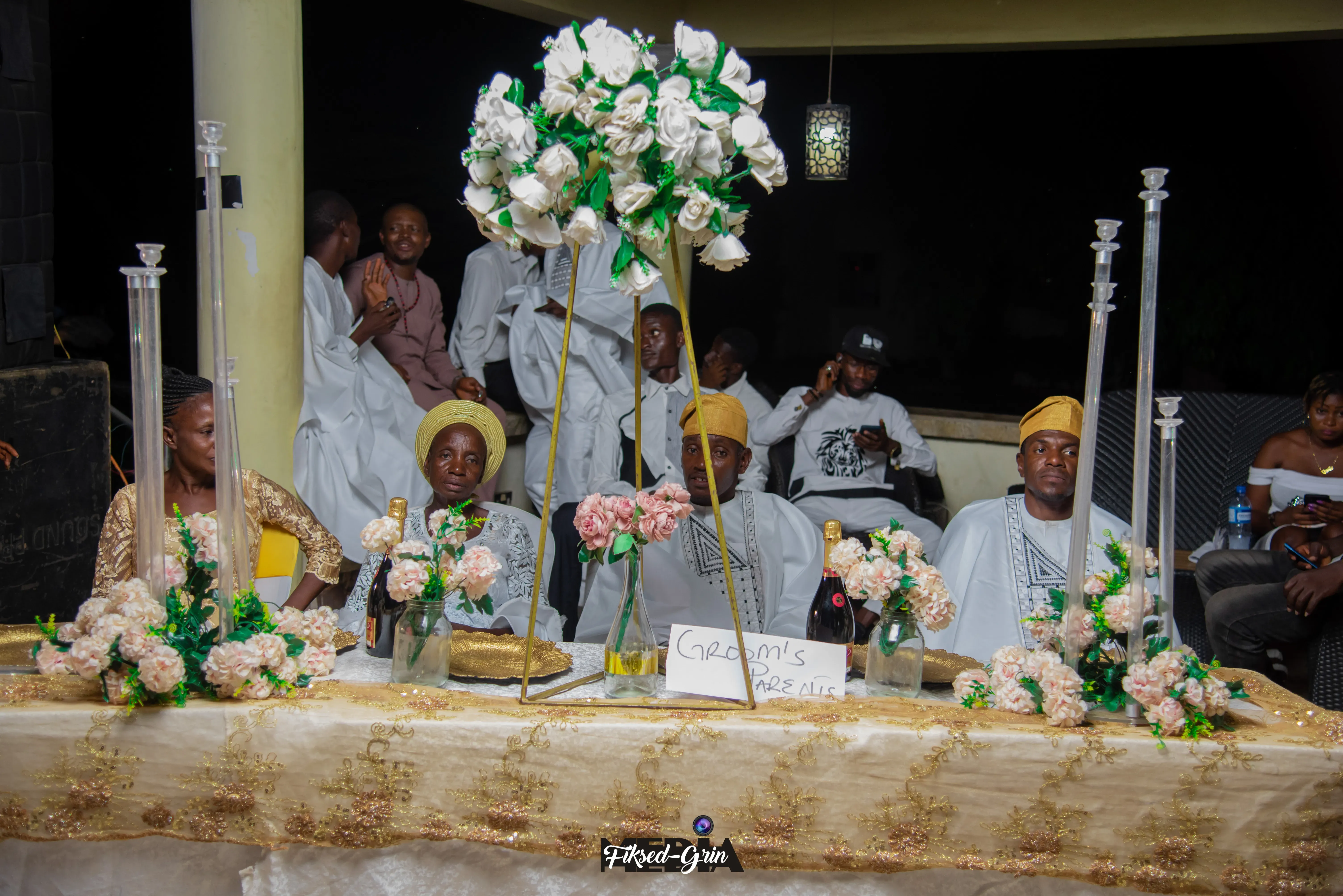 Vera Weds Destiny: A Romantic Pool-Side Wedding Celebration — Photo 4