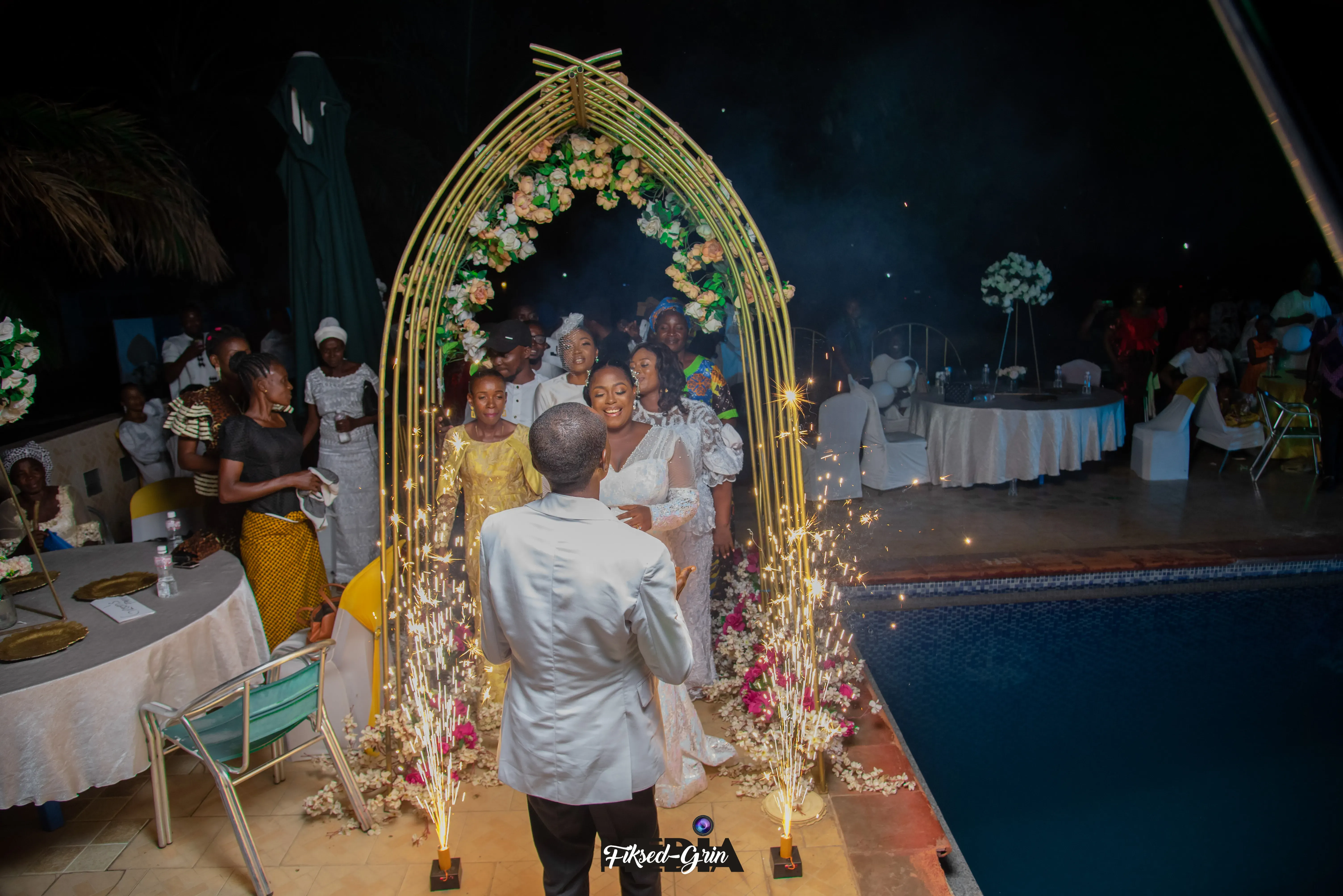 Vera Weds Destiny: A Romantic Pool-Side Wedding Celebration — Photo 9